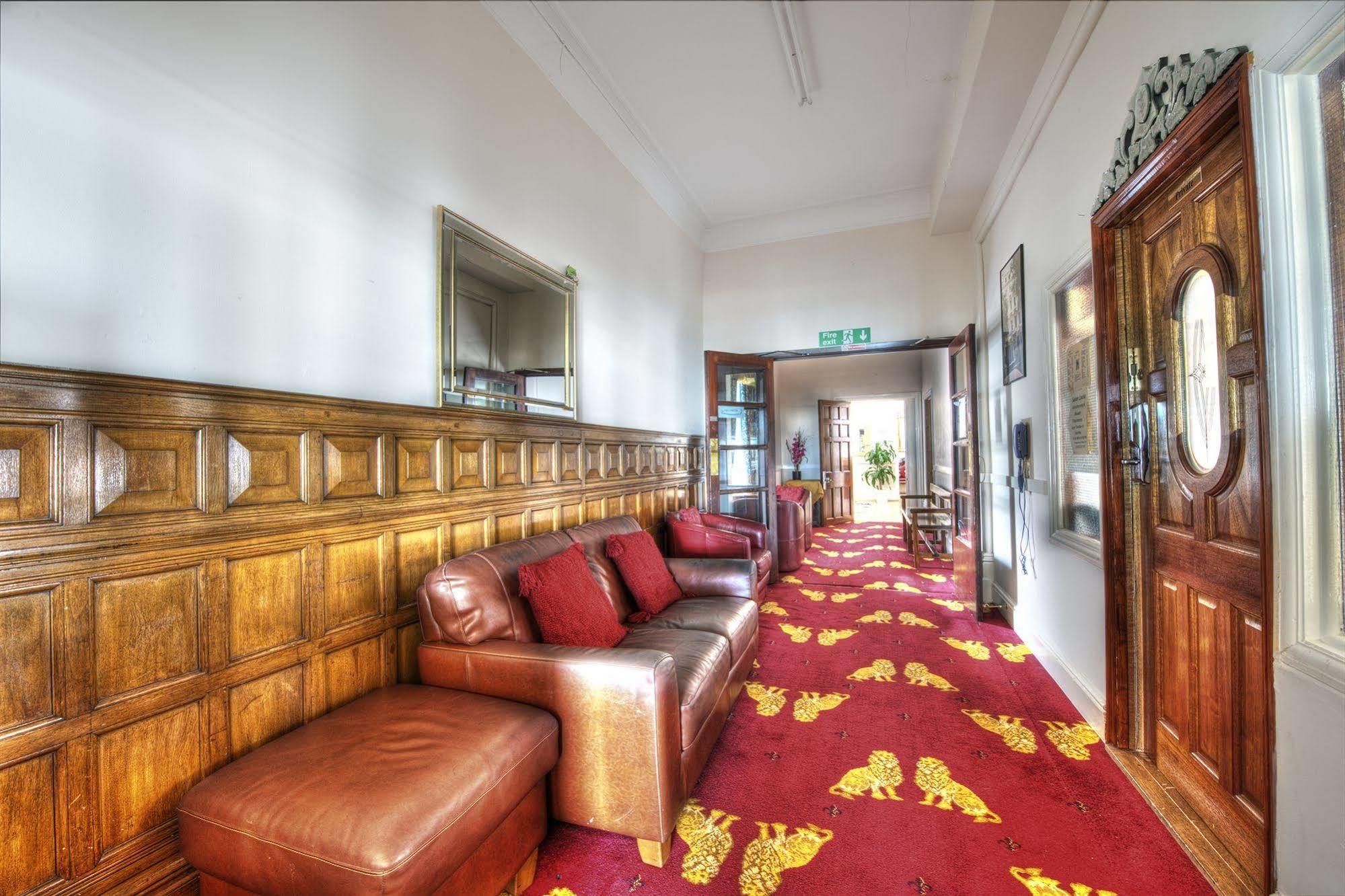 Albany Lions Hotel Eastbourne Eksteriør billede